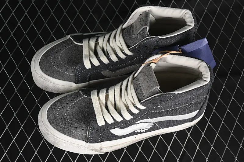 All categories Vans Vans series Vans Hi Vans high-top Notre x Vans Premium Sk8-Hi 38 Vans high-top casual sneakers VN000CR0RVN